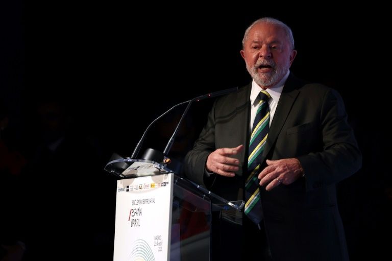 Lula vai liderar cúpula regional para frear destruição da Amazônia