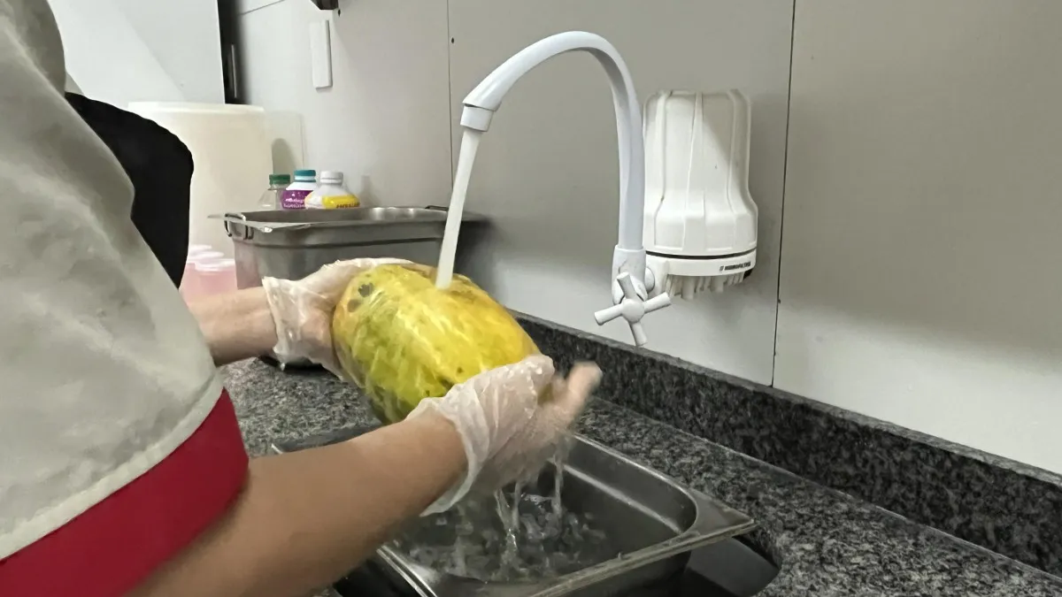 Nutricionista do HGE orienta como evitar intoxicação alimentar e alerta para riscos da má conservação dos alimentos