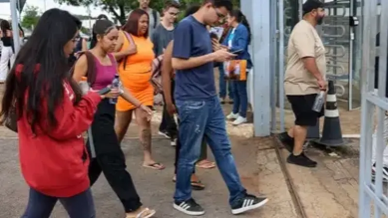 Falta um mês para o primeiro dia de provas do Enem 2025