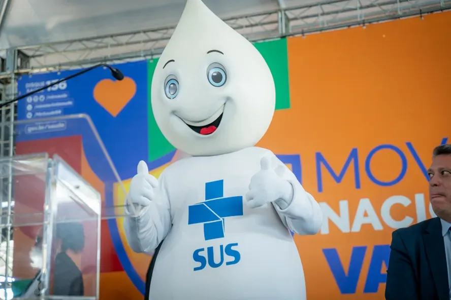Ministério da Saúde antecipa campanha devido à alta de vírus respiratórios; veja datas e público