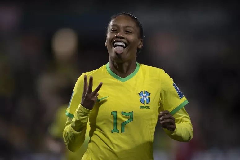 Com três de Ary Borges, Brasil goleia o Panamá por 4 a 0 na estreia da Copa