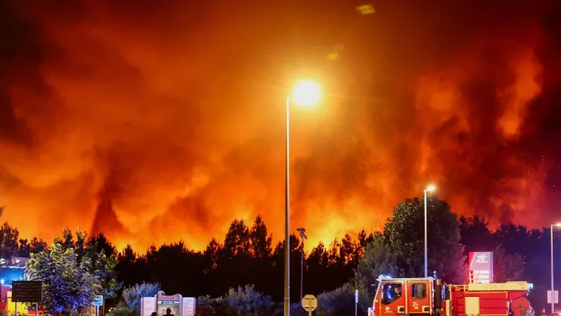 Incêndios: mais de 10 mil pessoas são retiradas do Sudoeste da França