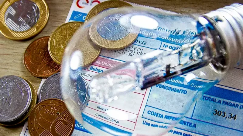 Conta de luz: Aneel mantém bandeira verde em fevereiro