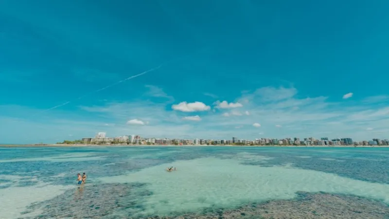 Maceió se consolida entre os destinos estratégicos do turismo brasileiro para 2026