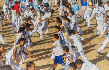 Com 800 estudantes da rede municipal, “Festival de Duplas” encerra projeto Arte Capoeira nas Escolas