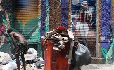 Guia traz orientações para atendimento à população em situação de rua