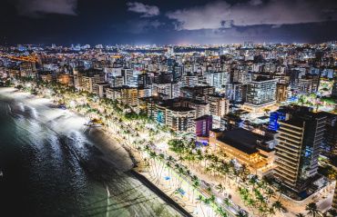 Prefeitura de Maceió moderniza parque luminoso da cidade