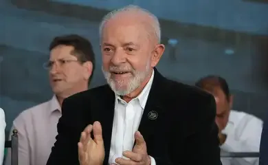 Lula afirma que aliança progressista na França serve de inspiração