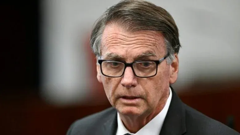 Bolsonaro rebate Moraes e nega descumprimento de medidas cautelares