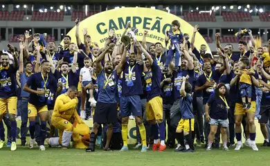 Retrô supera Anápolis e fica com título da Série D do Brasileiro