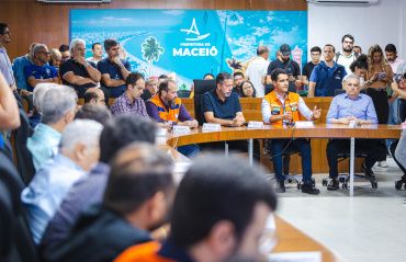Prefeito JHC diz que a Braskem tem que ser responsabilizada por tragédia em Maceió