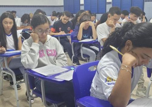 Mais de 15 mil alunos da rede estadual participam da primeira fase da Olimpíada Brasileira de Física das Escolas Públicas