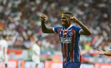 Copa do Nordeste: Bahia e Ceará vencem em noite de clássicos