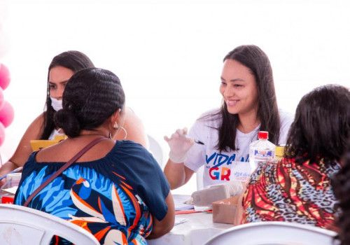 No Outubro Rosa, ação do Governo de Alagoas realiza mais de 6 mil atendimentos às mulheres em Maceió