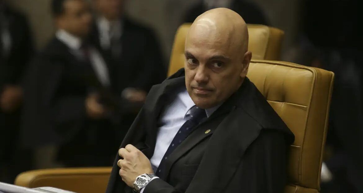 Moraes manda Bolsonaro apresentar ‘convite oficial’ para posse de Trump