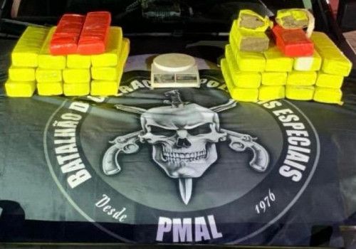SSP e BOPE apreendem 22 kg de maconha em operação no bairro Ponta Grossa, em Maceió