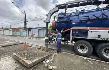 Infraestrutura retira mais de 400 toneladas de lixo da rede de drenagem em maio