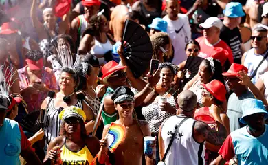 Foram apreendidos mais de 2 mil itens irregulares no carnaval do Rio