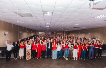 Reunião alinha planejamento educacional de 2025 das unidades de ensino municipais