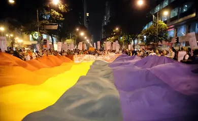 Policiais estão pouco preparados para lidar com LGBTfobia, diz estudo