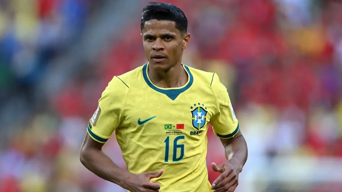 "Não vai existir jogo fácil", diz Douglas Santos sobre a Copa do Mundo