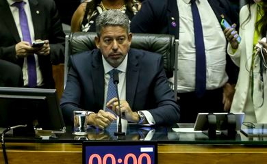 Presidente da Câmara busca acordo para votar desoneração de tarifas