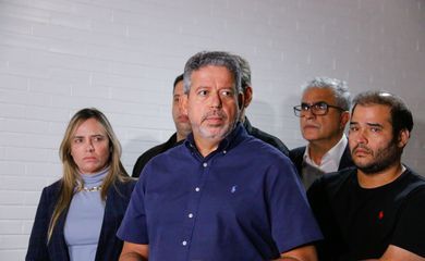 Combustíveis: presidente da Câmara cobra maior participação do governo
