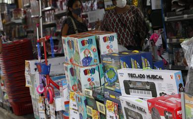 Regra que garante segurança de brinquedos no Brasil completa 30 anos