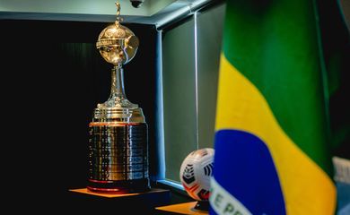 Flamengo e Athletico-PR disputam 5ª final brasileira da Libertadores
