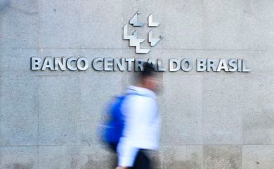 Mercado financeiro projeta inflação de 6% em 2022