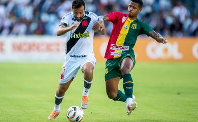 Vasco recebe Sampaio Corrêa para tentar confirmar acesso à Série A