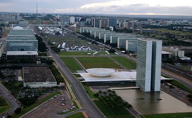 Governo define expediente nos dias de jogos da seleção