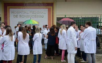 Cremerj pede ao MEC liberação de verba para pagar médicos residentes