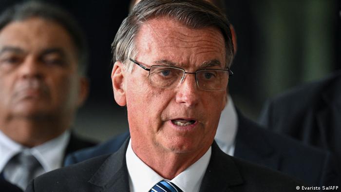 CGU avalia se derruba sigilo de Bolsonaro em 234 processos