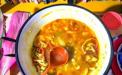 Com aumento da fome, sociedade se mobiliza para atender vulneráveis