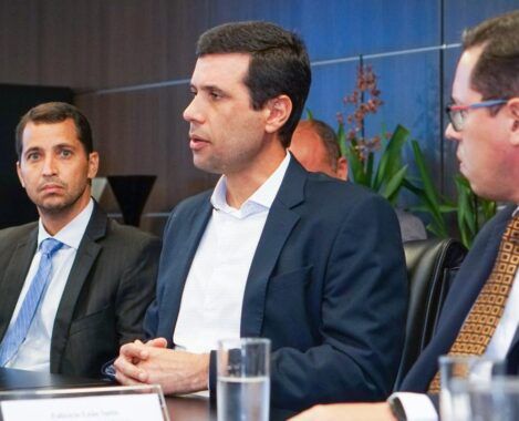 AMA: Hugo Wanderley participa da assinatura do Pacto Estadual