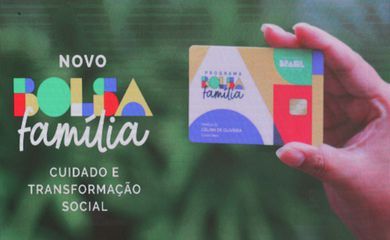 Caixa paga novo Bolsa Família a beneficiários com NIS de final 3