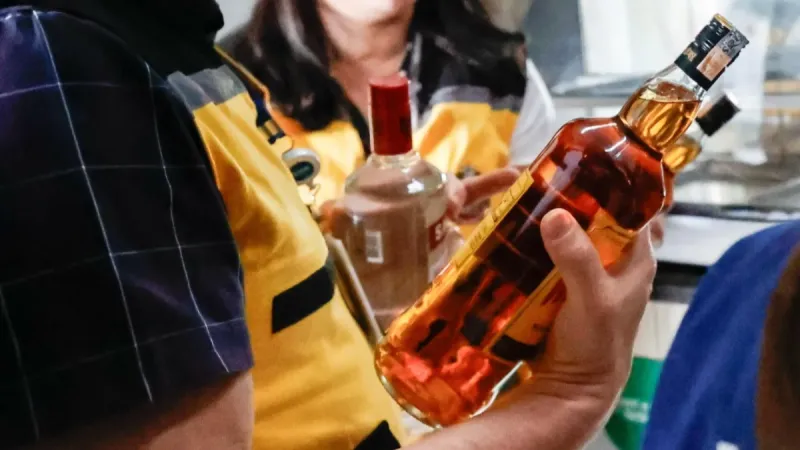 Bebida com metanol: 14 estados têm suspeitas e 17 casos são confirmados