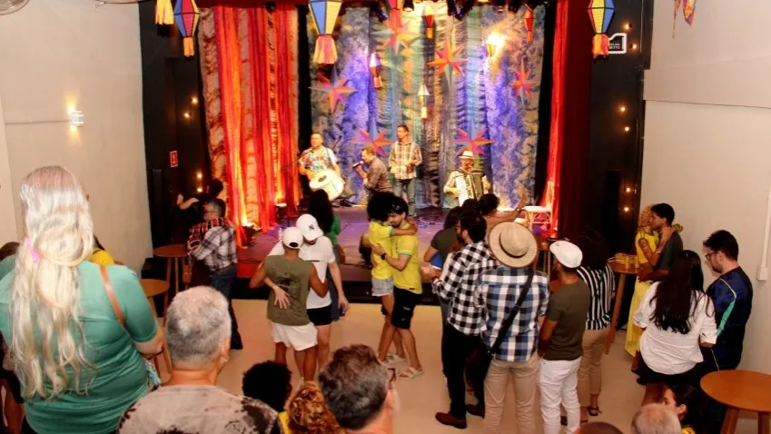 Domingo (14) é dia de forró e cultura popular na programação do São João Raiz