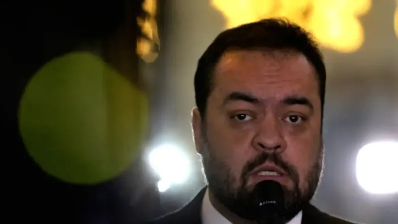 TSE retoma julgamento que pode levar à inelegibilidade de Castro