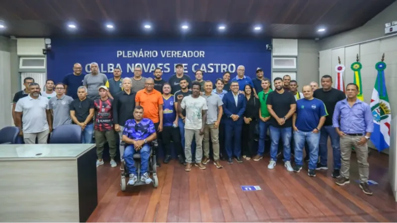 Audiência debate demandas das escolinhas sociais de futebol nas periferias de Maceió