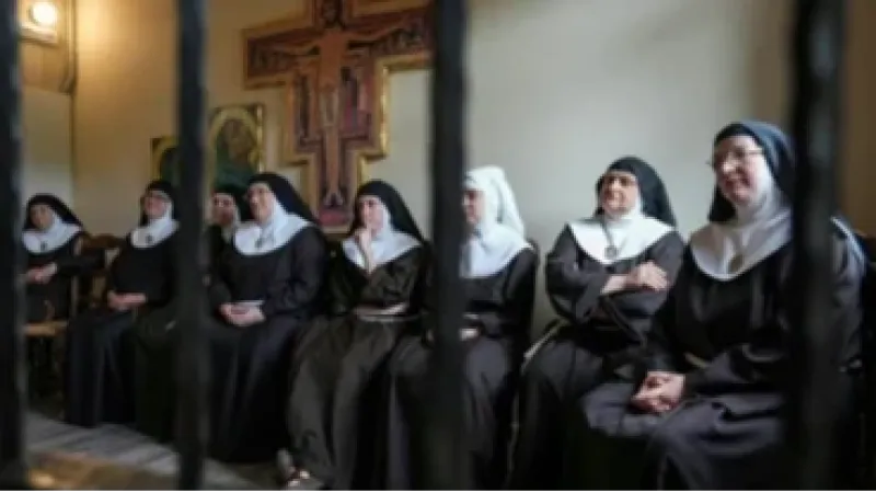 Tribunal da Espanha ordena que freiras desocupem convento