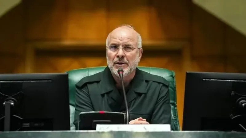 Irã condiciona negociações com EUA ao fim de bloqueio naval