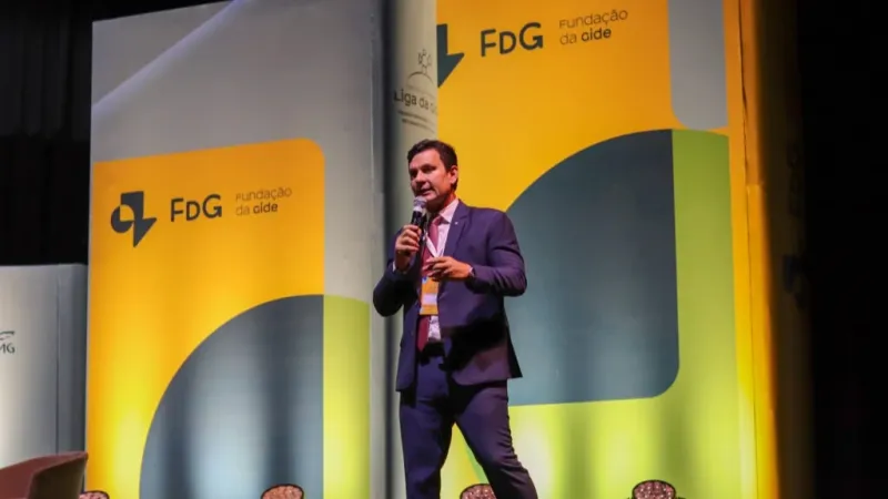 Marcelo Beltrão apresenta em Belo Horizonte palestra sobre a transformação da educação em Coruripe