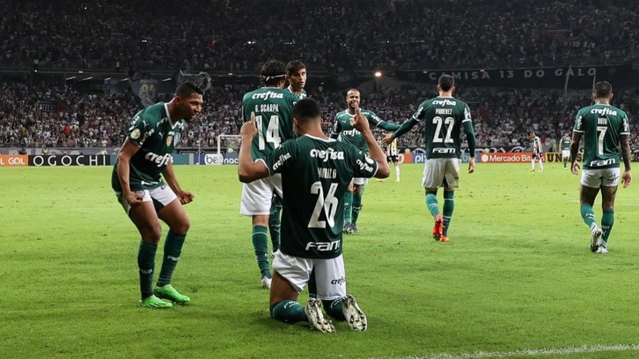 'Contra tudo e contra todos', Palmeiras tem vitória para honrar a liderança