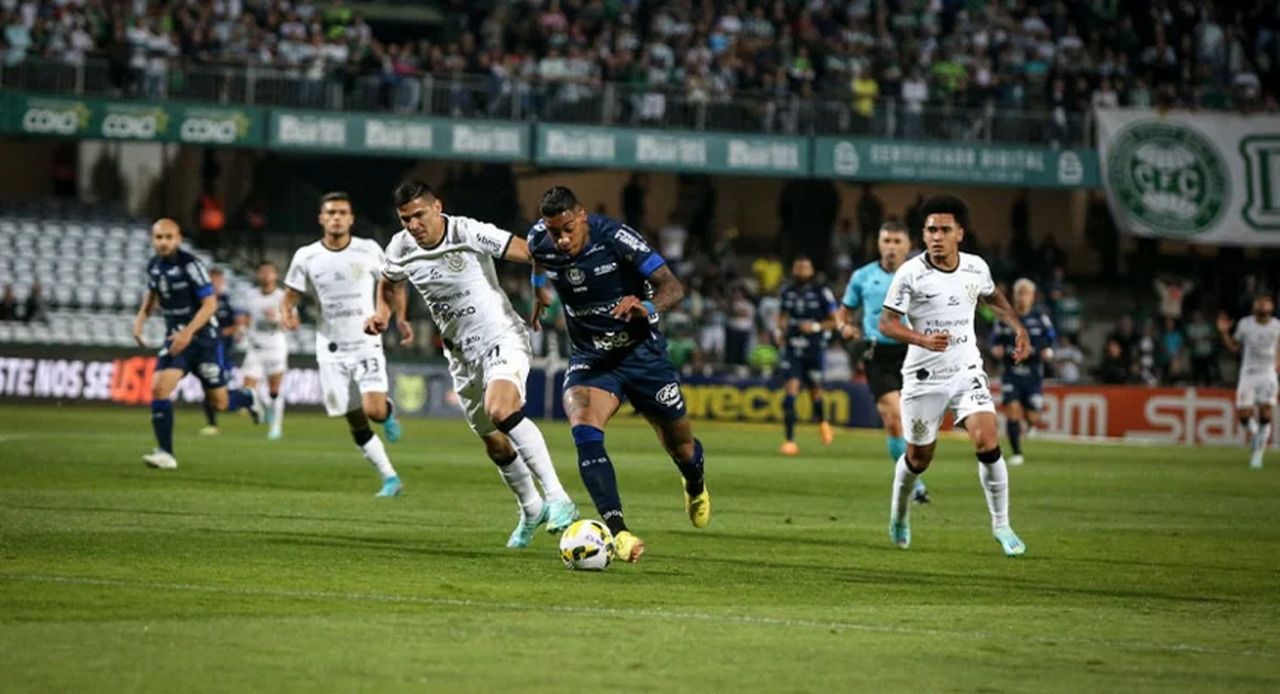 Garantido na Sul-Americana, Santos duplica chance de Libertadores