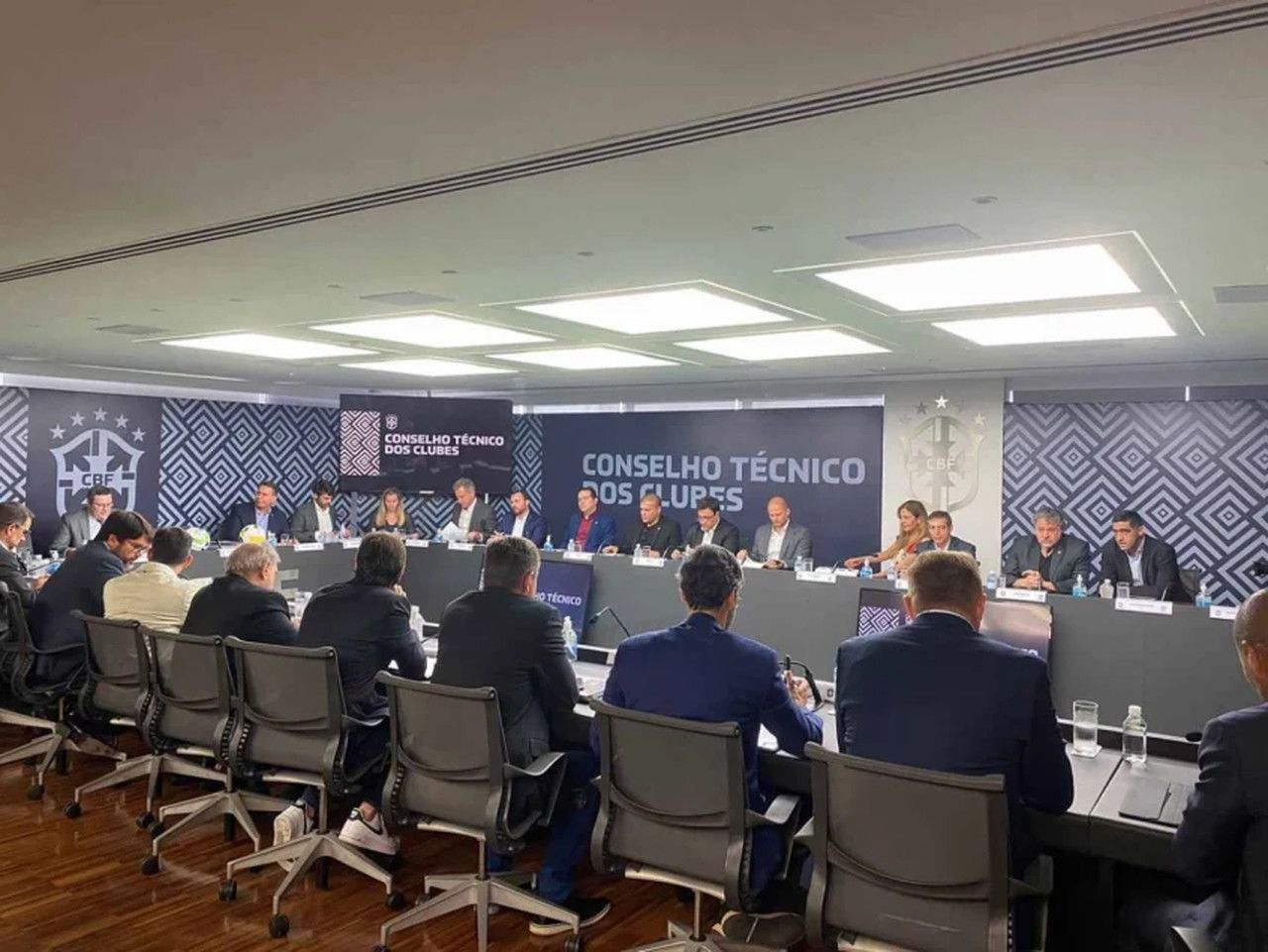 CBF dá passo importante em punições para casos de racismo, que poderá resultar em perda de pontos