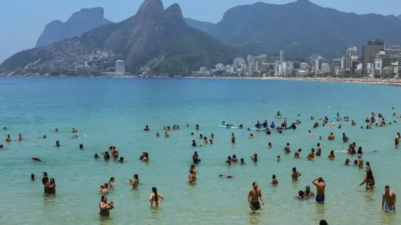Frente fria ameniza calor e provoca chuvas em quase todo o Brasil