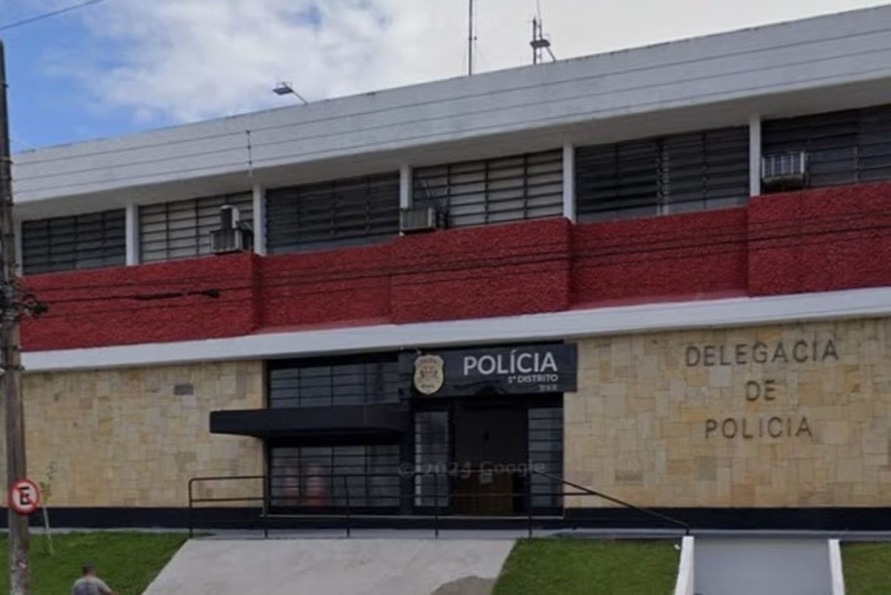 Menor queria jogar bomba em escola e é apreendido após denúncia da mãe