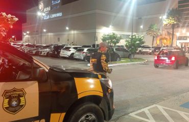 DMTT realiza ação para coibir uso indevido de vagas especiais em estacionamentos de shoppings